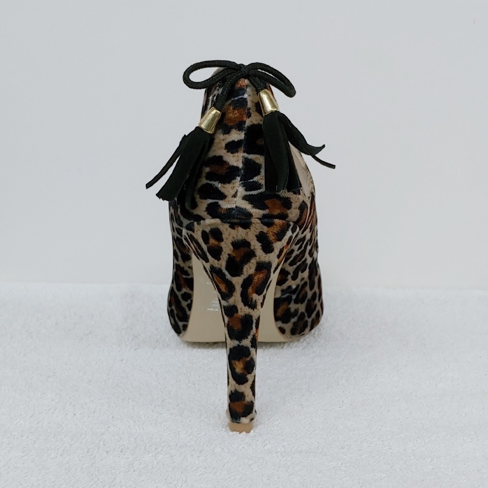 Leopard Print Heels - Picture 6 of 7